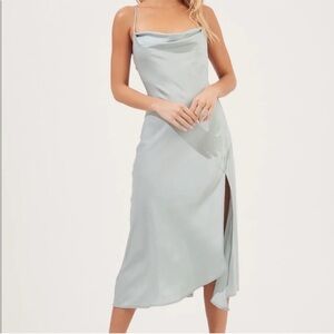NEW ASTR The Label Flowy Blue Maxi Dress With Slit